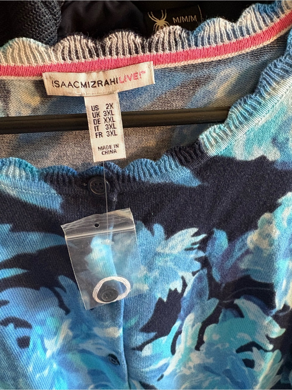 Isaac Mizrahi Navy and Blue Floral Button-Front Top - Picture 3 of 4